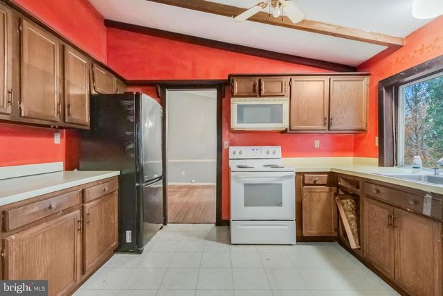 13106 LARKHALL CIR, Fort Washington, MD 20744