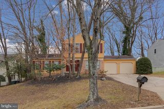 13106 LARKHALL CIR, Fort Washington, MD 20744