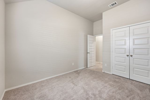 1204 Queens Brook Lane, Fort Worth, TX 76140