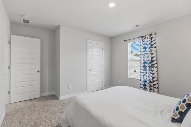 113 Mainsail Way Way, Spartanburg, SC 29306