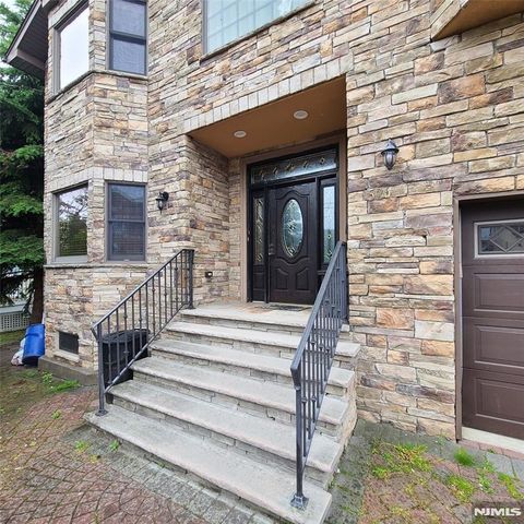 526 Moonachie Avenue, Wood Ridge, NJ 07075
