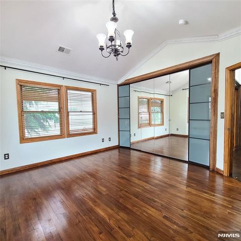 526 Moonachie Avenue, Wood Ridge, NJ 07075