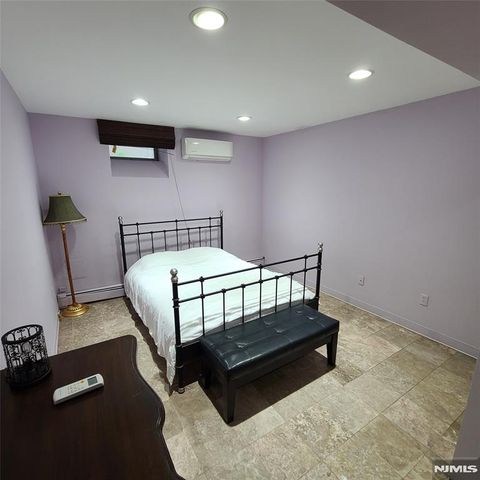 526 Moonachie Avenue, Wood Ridge, NJ 07075