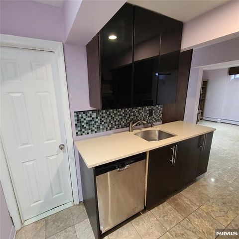 526 Moonachie Avenue, Wood Ridge, NJ 07075
