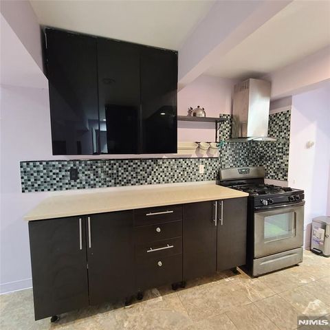 526 Moonachie Avenue, Wood Ridge, NJ 07075