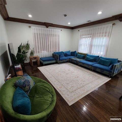 526 Moonachie Avenue, Wood Ridge, NJ 07075
