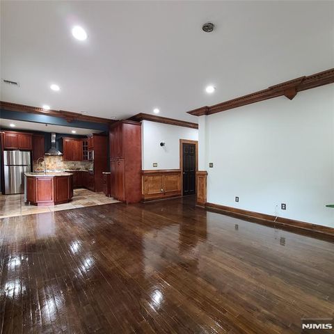 526 Moonachie Avenue, Wood Ridge, NJ 07075