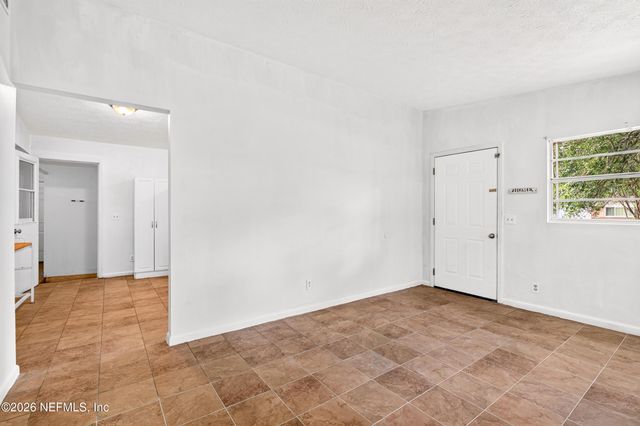 845 FLOYD Circle N, Orange Park, FL 32073