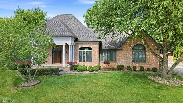 115 Lakhani Lane, Canfield, OH 44406