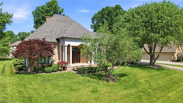 115 Lakhani Lane, Canfield, OH 44406