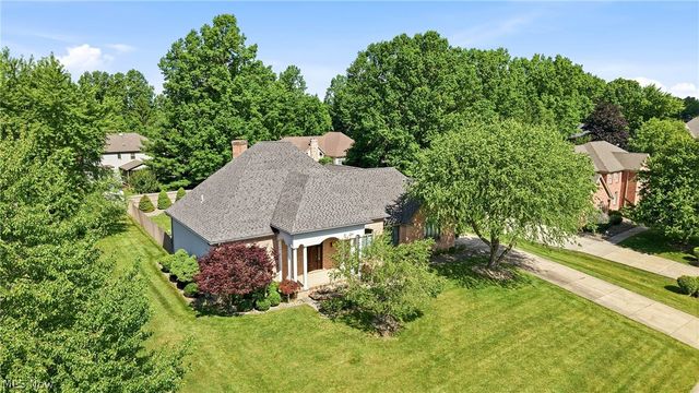 115 Lakhani Lane, Canfield, OH 44406