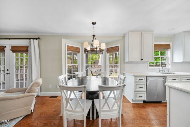 102 S Knightsbridge Road, Cary, NC 27513