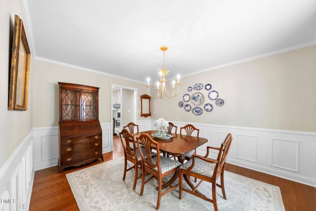 102 S Knightsbridge Road, Cary, NC 27513