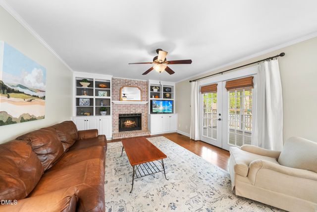 102 S Knightsbridge Road, Cary, NC 27513