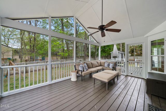 102 S Knightsbridge Road, Cary, NC 27513