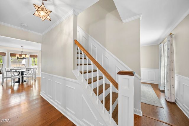 102 S Knightsbridge Road, Cary, NC 27513