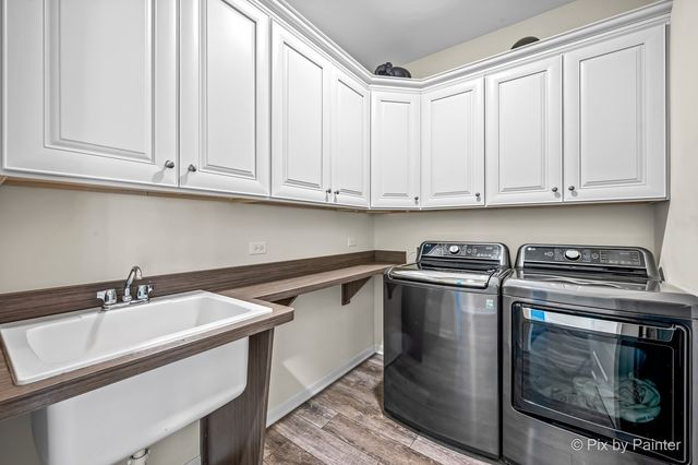 806 Bristol Avenue, Yorkville, IL 60560