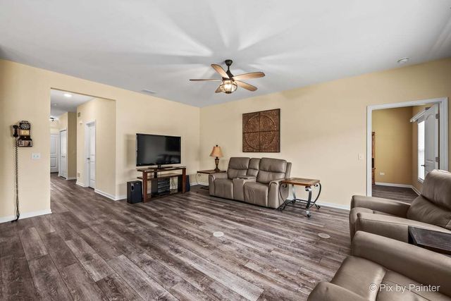 806 Bristol Avenue, Yorkville, IL 60560
