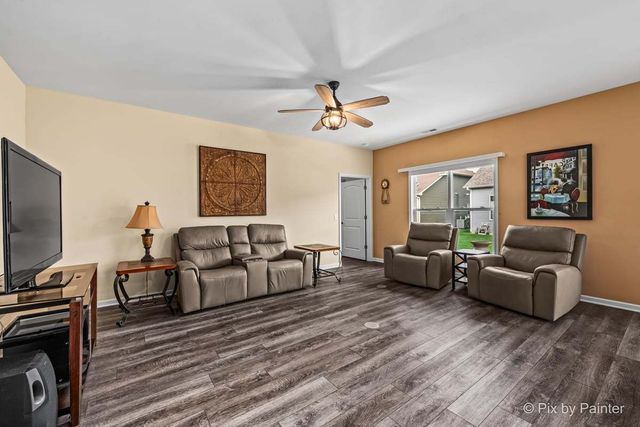 806 Bristol Avenue, Yorkville, IL 60560