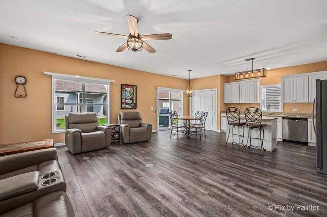 806 Bristol Avenue, Yorkville, IL 60560
