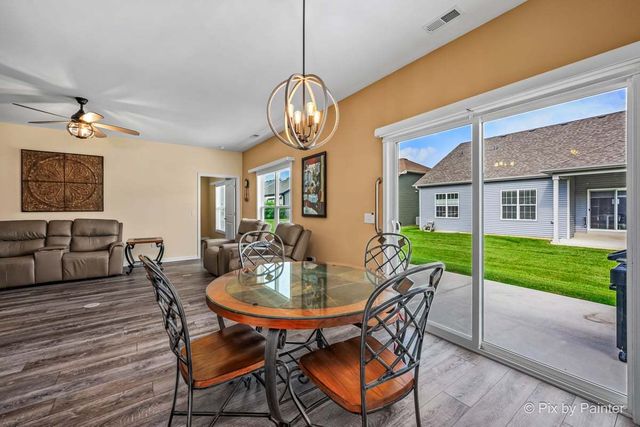 806 Bristol Avenue, Yorkville, IL 60560