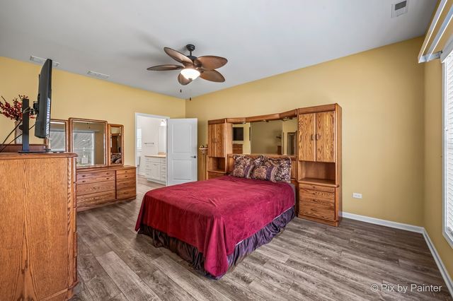 806 Bristol Avenue, Yorkville, IL 60560
