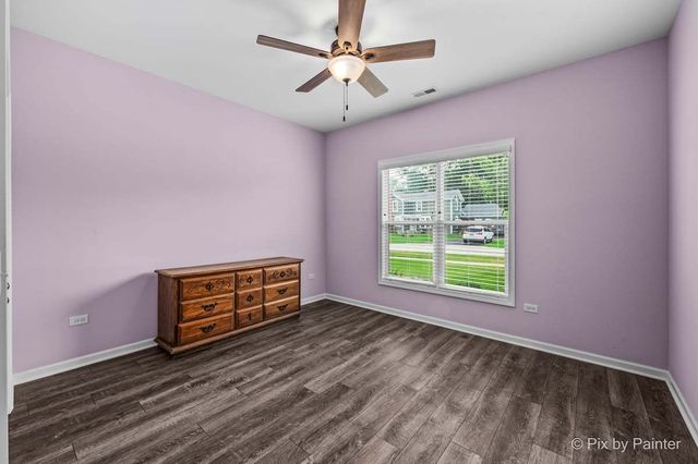 806 Bristol Avenue, Yorkville, IL 60560