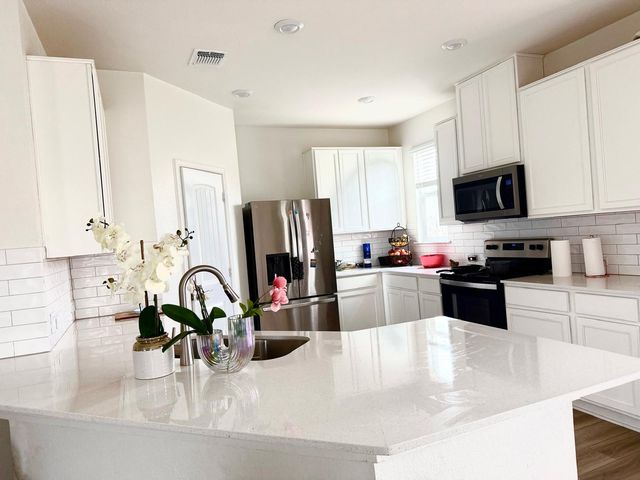 1109 Aronia LN, Georgetown, TX 78626