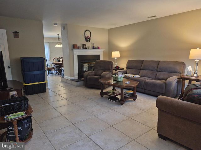 5051 MERION CT, Mays Landing, NJ 08330