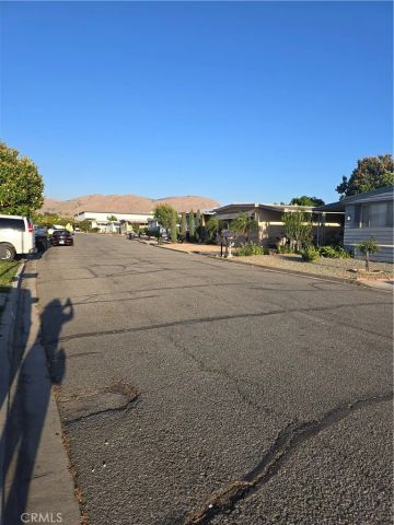 46 Round Table, Riverside, CA 92507