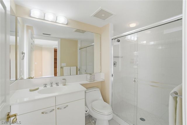 4021 Gulf Shore BLVD N 1904, Naples, FL 34103