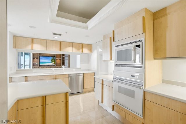 4021 Gulf Shore BLVD N 1904, Naples, FL 34103