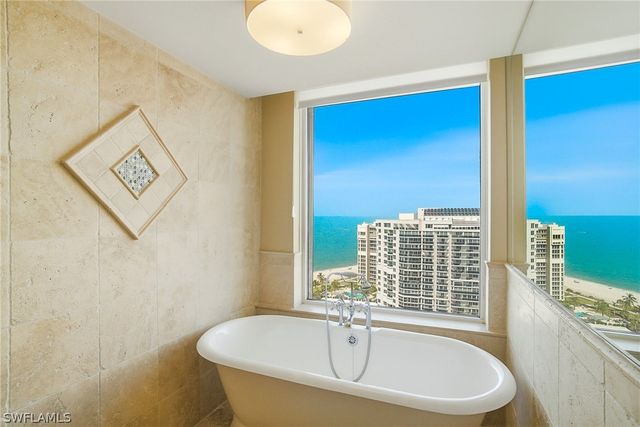 4021 Gulf Shore BLVD N 1904, Naples, FL 34103