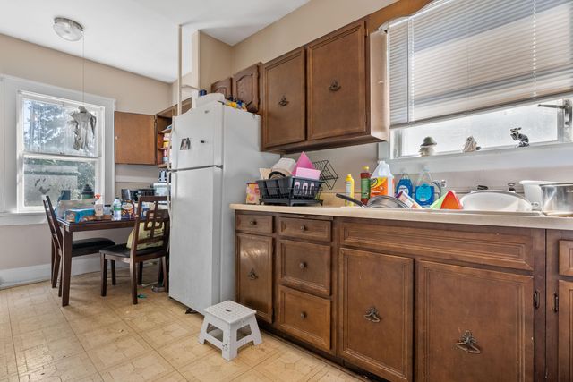 523 Grove Street, La Porte, IN 46350