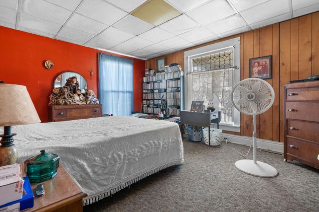 523 Grove Street, La Porte, IN 46350