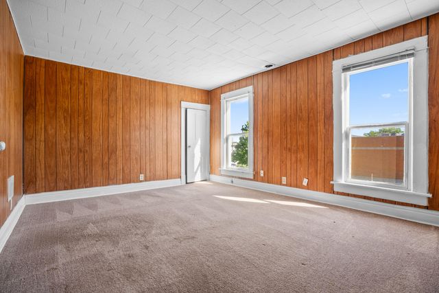 523 Grove Street, La Porte, IN 46350