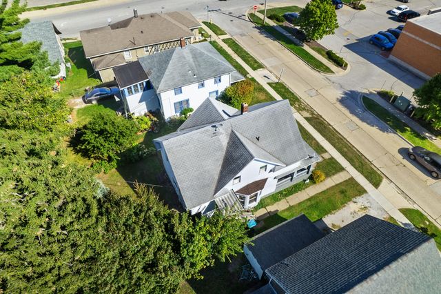 523 Grove Street, La Porte, IN 46350