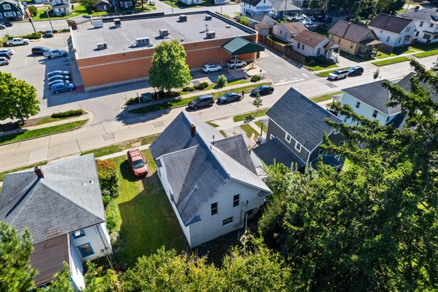 523 Grove Street, La Porte, IN 46350