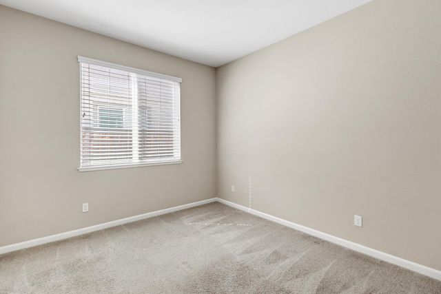 1437 Greenbrier Rd, West Sacramento, CA 95691