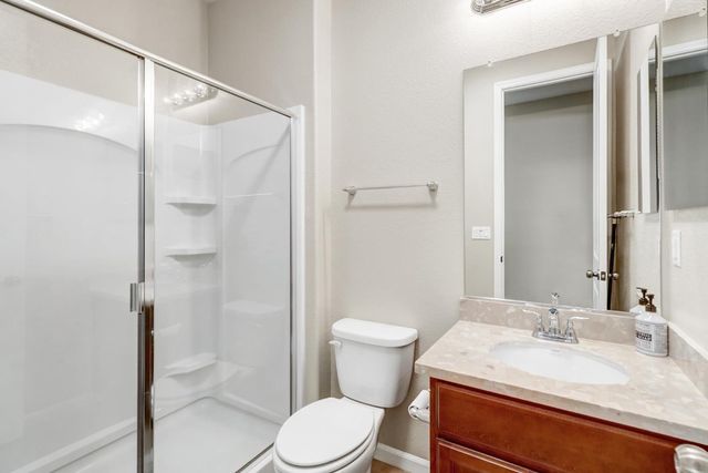 1437 Greenbrier Rd, West Sacramento, CA 95691