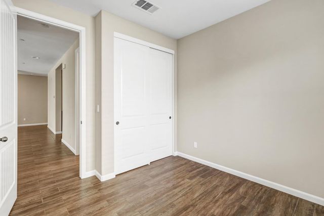 1437 Greenbrier Rd, West Sacramento, CA 95691