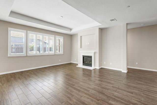 1437 Greenbrier Rd, West Sacramento, CA 95691