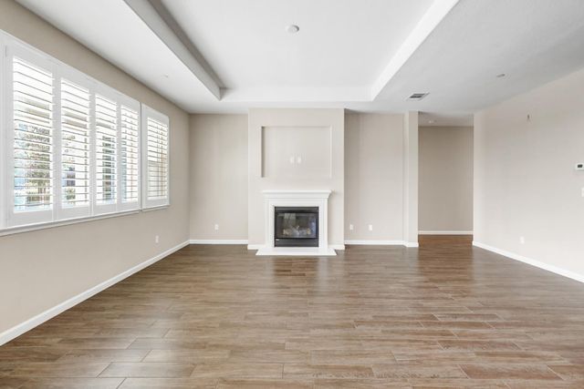 1437 Greenbrier Rd, West Sacramento, CA 95691