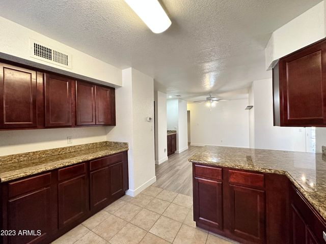 8787 E MOUNTAIN VIEW Road 1103, Scottsdale, AZ 85258