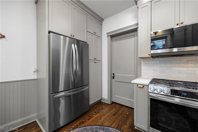 150 Denison Avenue, Elyria, OH 44035