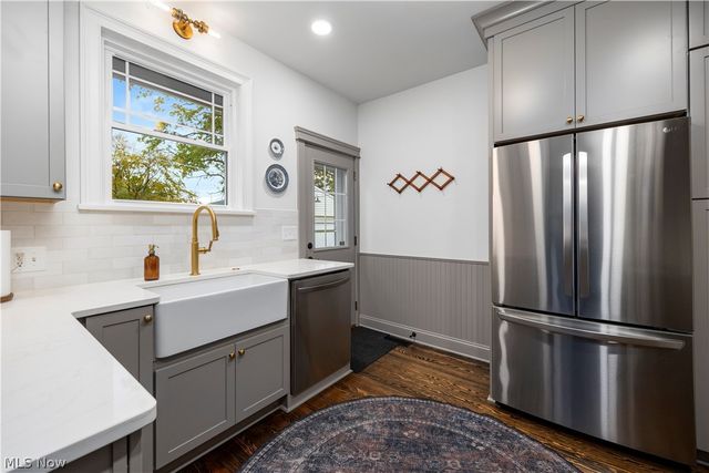 150 Denison Avenue, Elyria, OH 44035