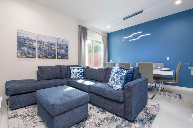 7529 SUNFLOWER CIRCLE, Kissimmee, FL 34747