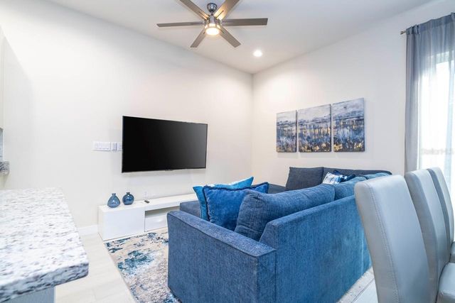 7529 SUNFLOWER CIRCLE, Kissimmee, FL 34747