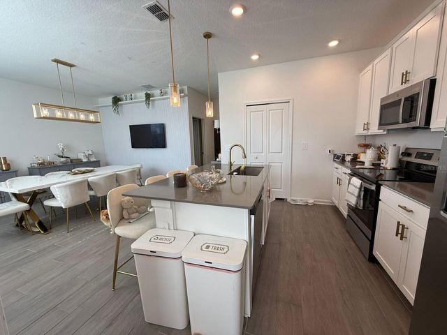 7529 SUNFLOWER CIRCLE, Kissimmee, FL 34747