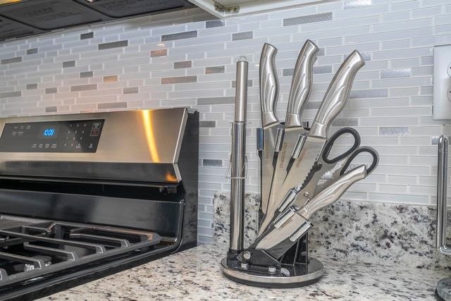 7529 SUNFLOWER CIRCLE, Kissimmee, FL 34747